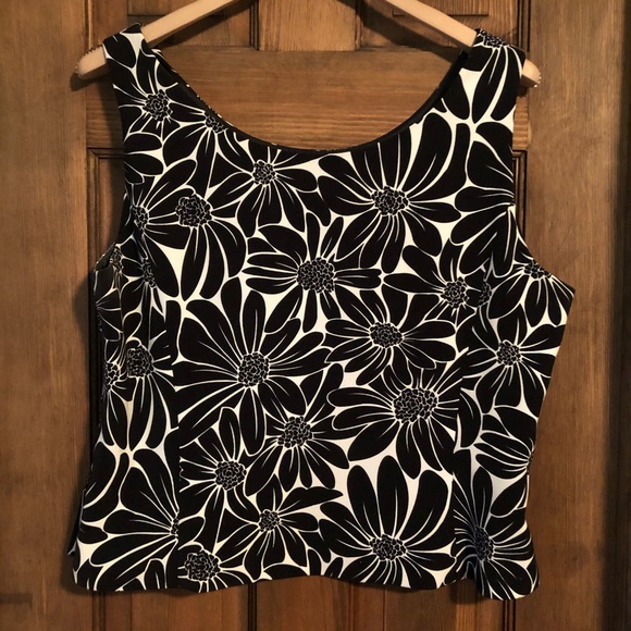 Worthington Daisy Top - Picture 3 of 3